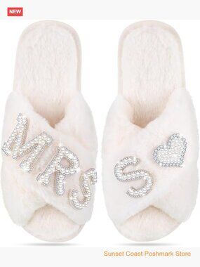 Women's Slippers with Personalized Initial Pearl Design Bridal Gifts Plush Faux